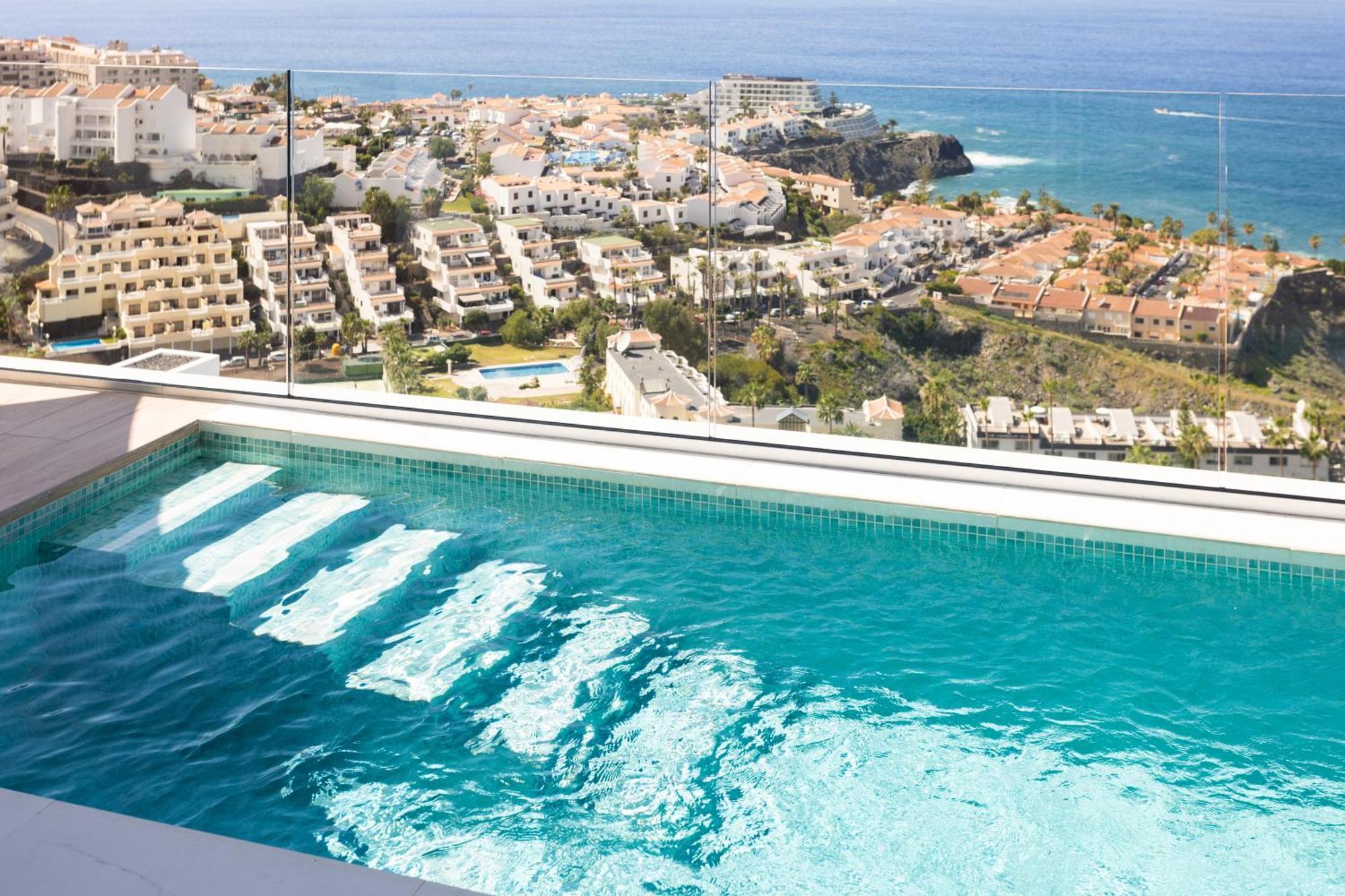 Crystal I Luxury Apartments By Enjoyahome Acantilado de los Gigantes Exterior photo